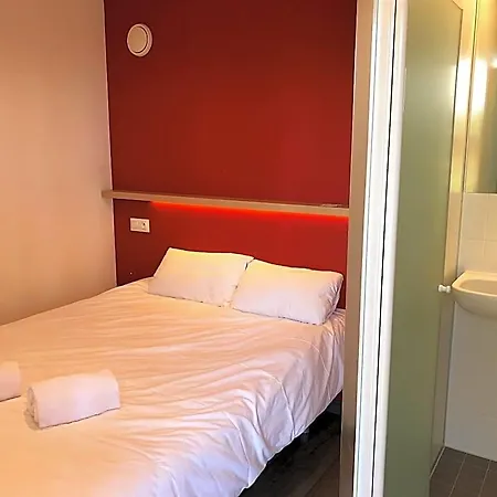 Otel Unisotel