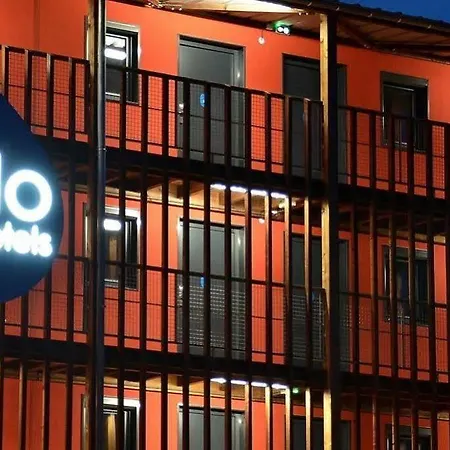 Eklo Hotel