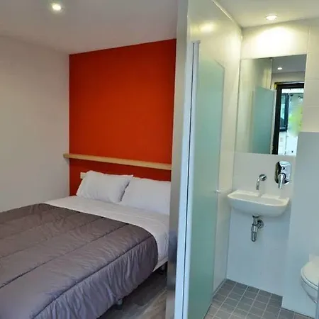 Unisotel Ξενοδοχείο 2*